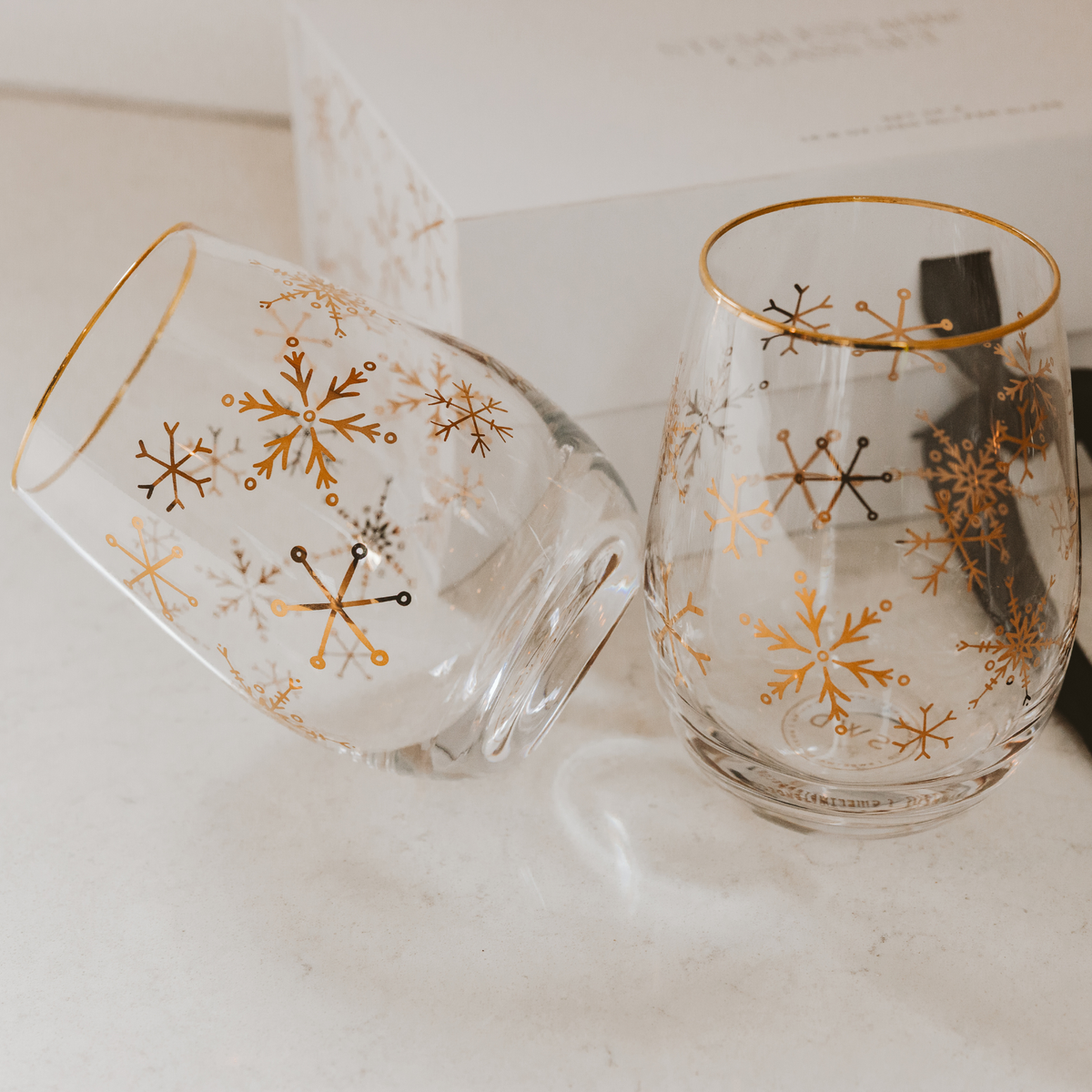 Set of 2 Snowflake Stemless Wine Glasses