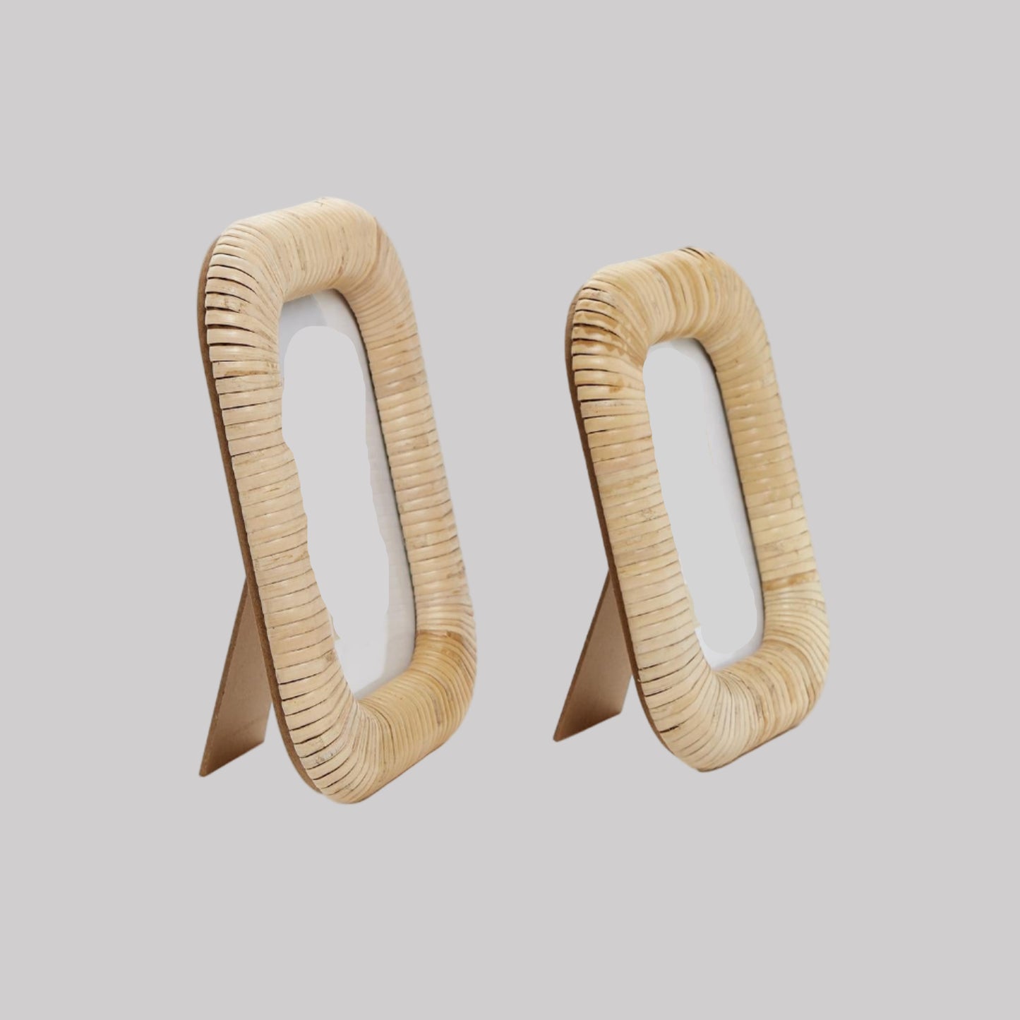 Photo Frame-Curved Rattan