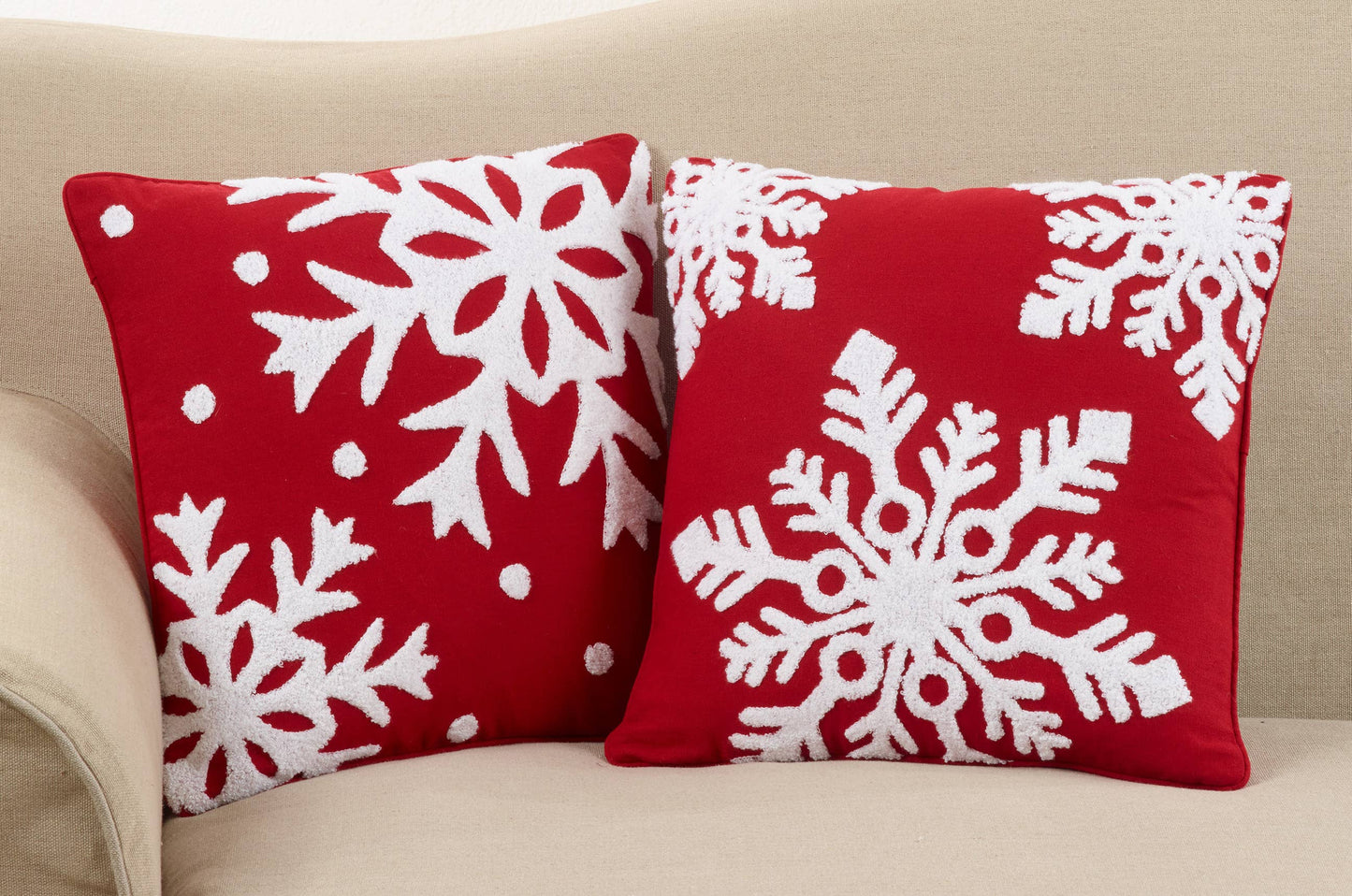 Snowflake Pillow-Down Filled: Red / Down Insert / 16"