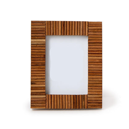Wooden picture frame 