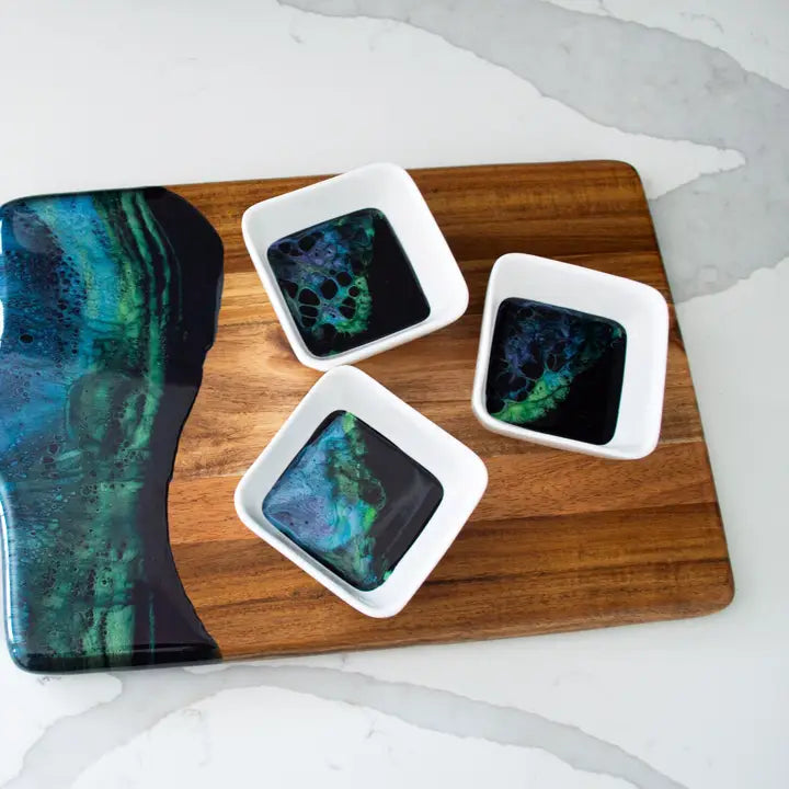 Resin Accented Dipping Bowl